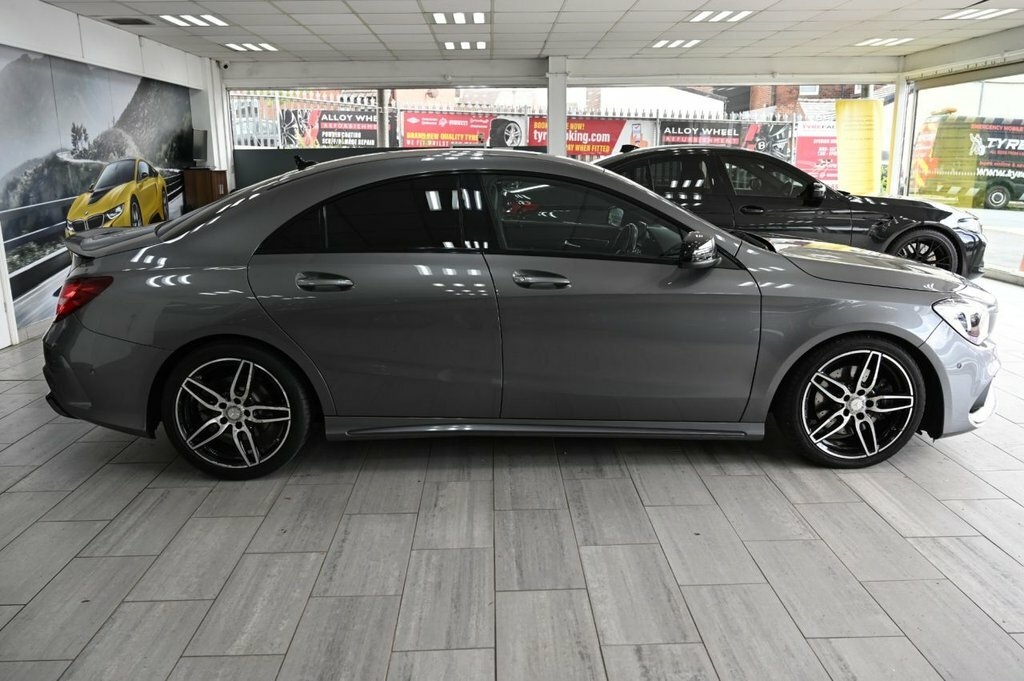 Mercedes-Benz CLA Class 2.1L Amg Line Grey #3
