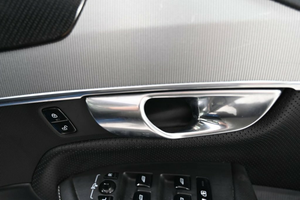Volvo XC90 2.0 B5p 250 Inscription Awd Gtron Gold #35