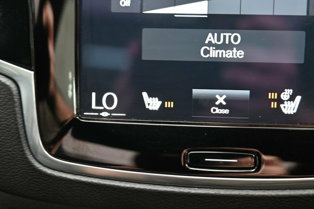Volvo XC90 2.0 B5p 250 Inscription Awd Gtron Gold #31