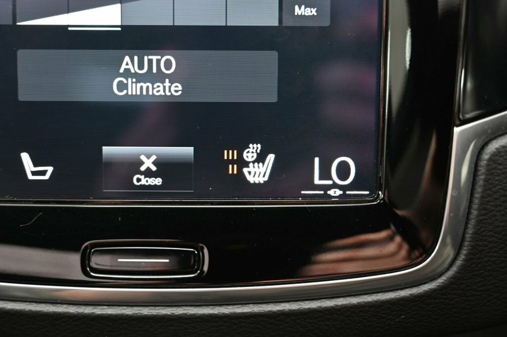 Volvo XC90 2.0 B5p 250 Inscription Awd Gtron Gold #28