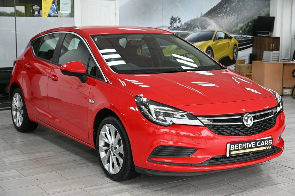 Vauxhall Astra 1.4L Energy Red #2