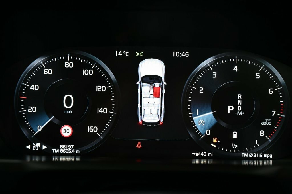 Volvo XC90 Suv  #21