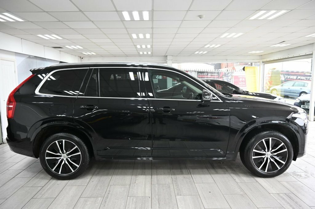 Volvo XC90 2L Momentum Black #3