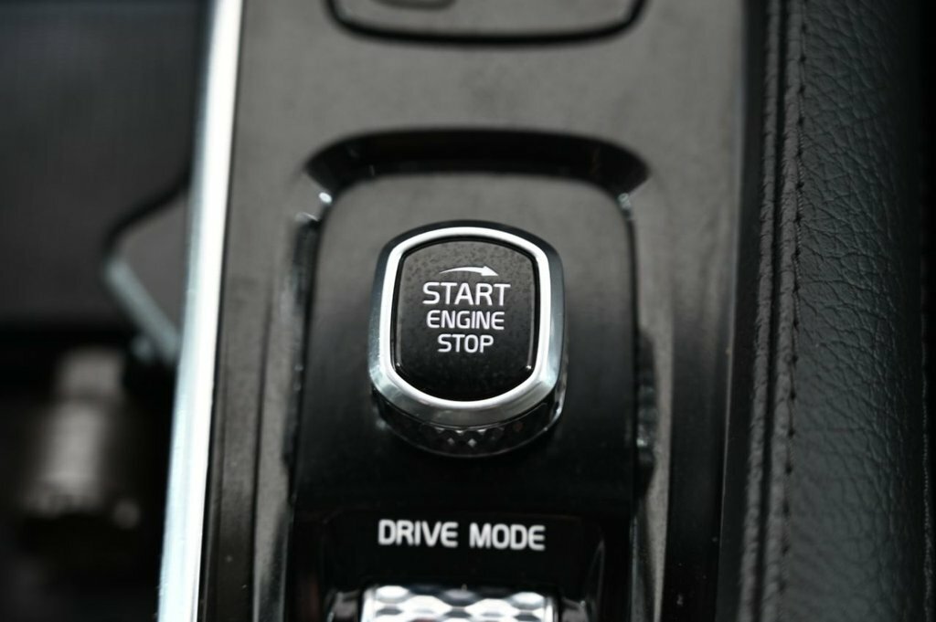 Volvo XC90 Suv  #27