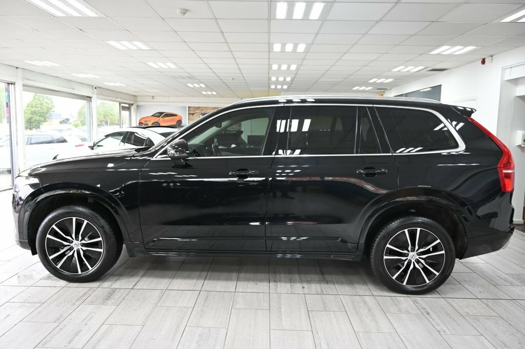 Volvo XC90 2L Momentum Black #4