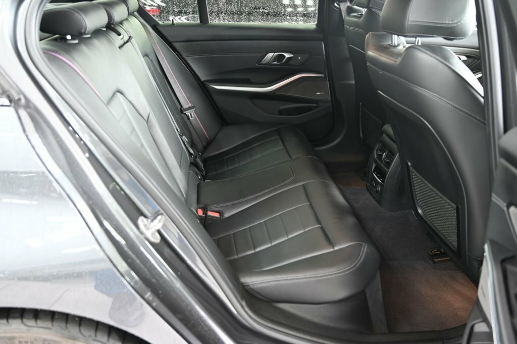 BMW 3 Series 318D Se Step Grey #14