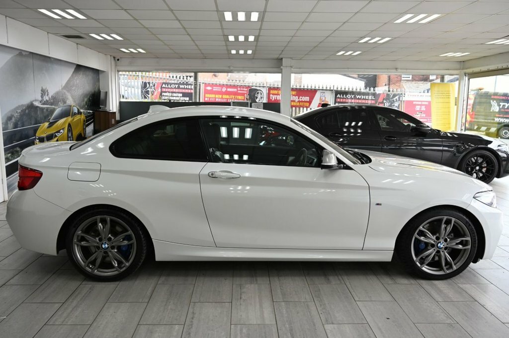 BMW 2 Series Gran Coupe 3L Null White #3