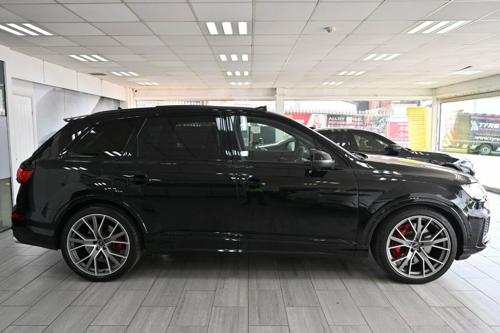 Audi SQ7 4L Vorsprung Black #3