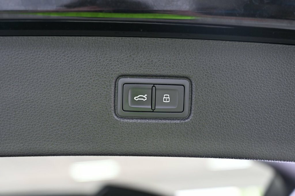 Audi SQ7 4.0 Tfsi V8 Black Edition Tiptronic Quattro Black #47