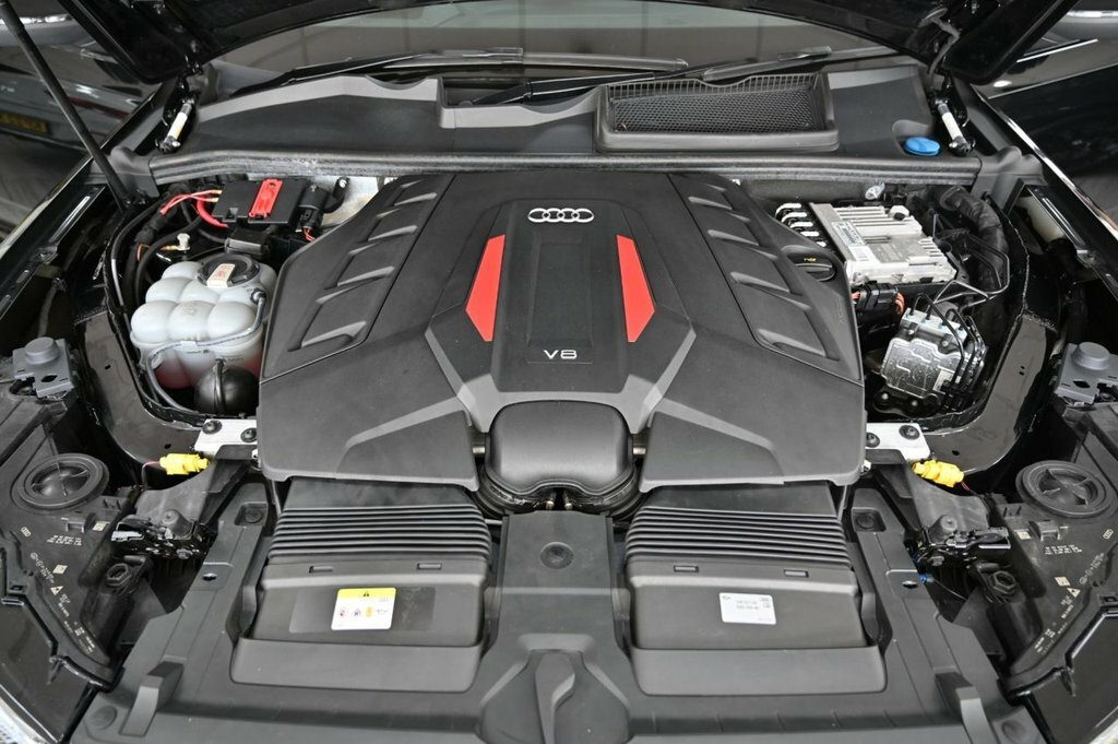 Audi SQ7 4.0 Tfsi V8 Black Edition Tiptronic Quattro Black #50