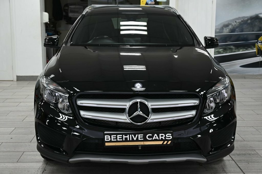 Mercedes-Benz GLA Class 2.1L Amg Line Black #6