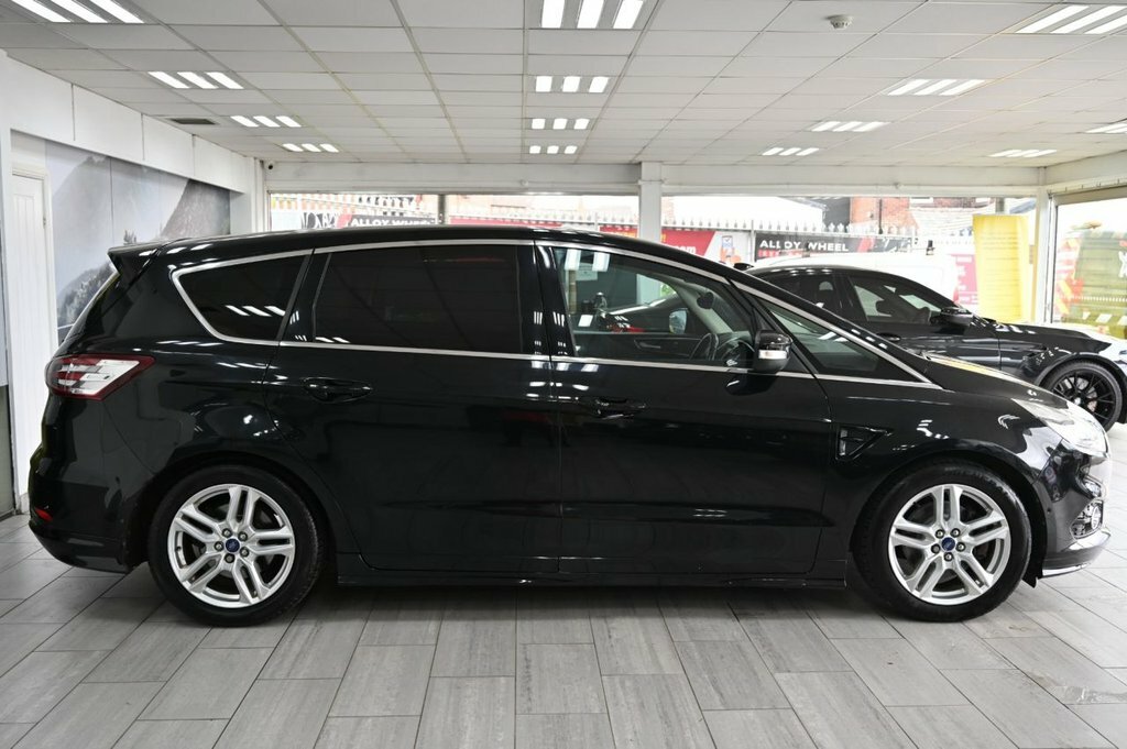 Ford S-Max 2L Titanium Sport Black #3
