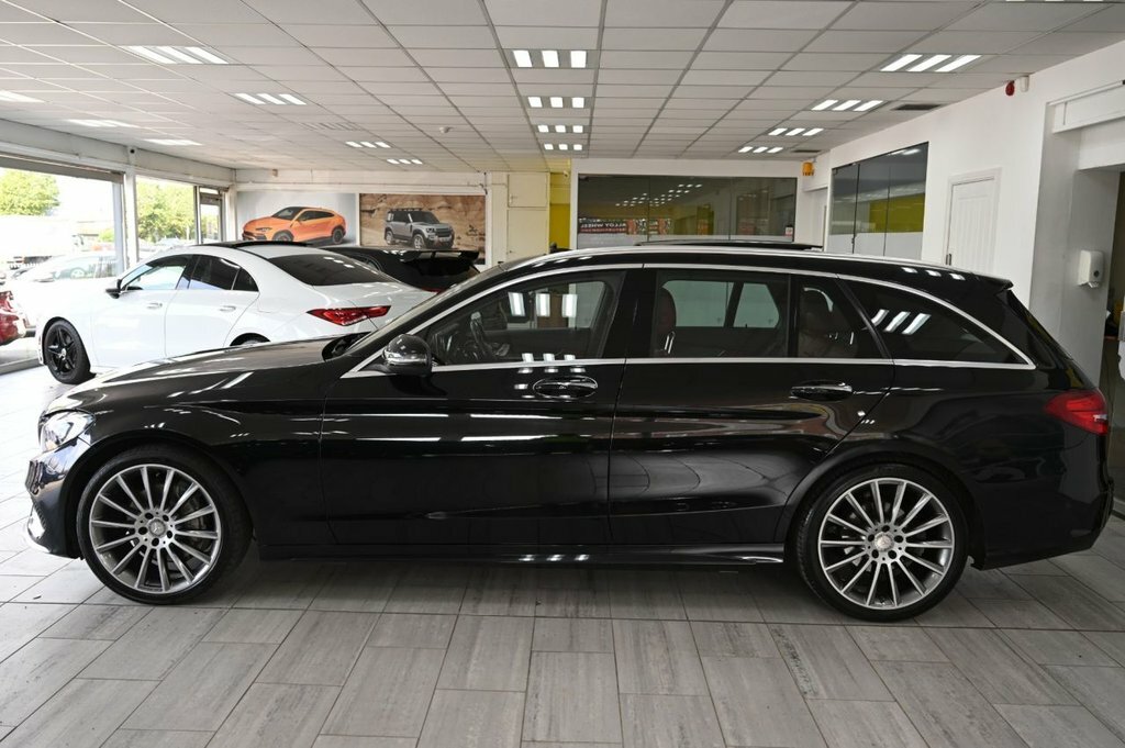 Mercedes-Benz C Class 2.1L Amg Line Black #4