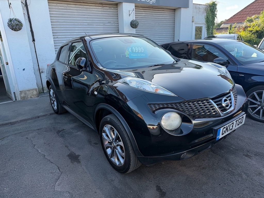 Nissan Juke Juke Acenta White #1