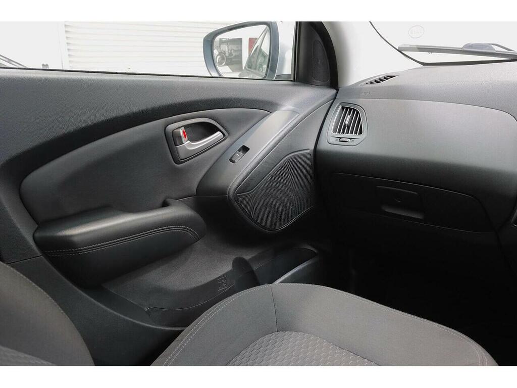 Hyundai Ix35  Black #23
