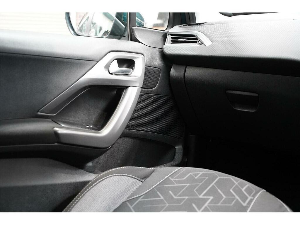 Peugeot 2008 Blue Hdi Ss White #20