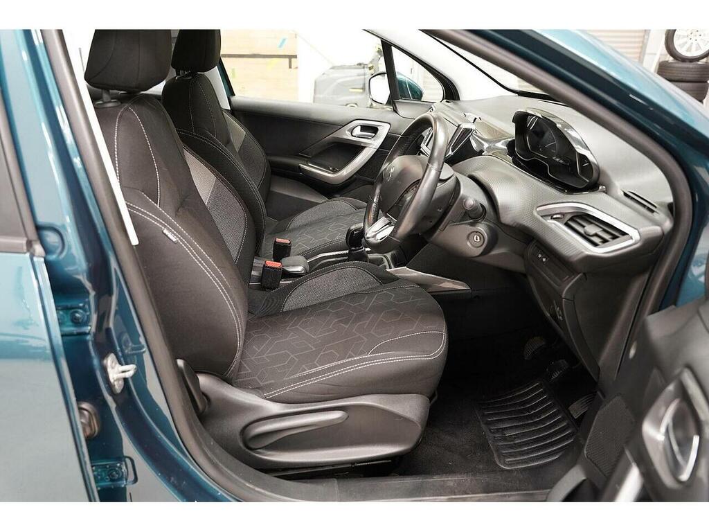 Peugeot 2008 Blue Hdi Ss White #9