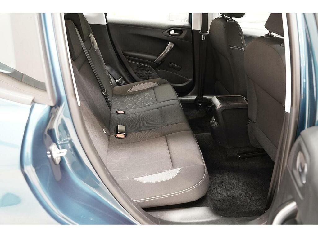 Peugeot 2008 Blue Hdi Ss White #13