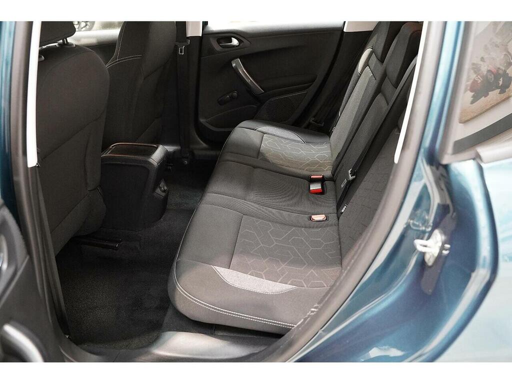 Peugeot 2008 Blue Hdi Ss White #12