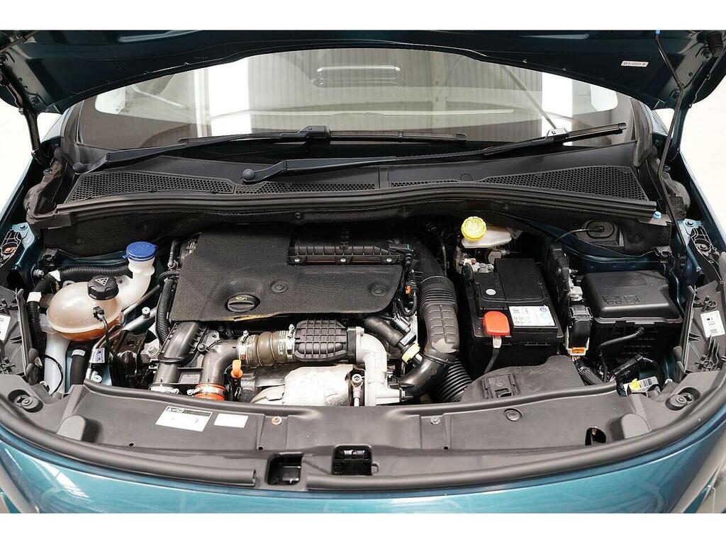Peugeot 2008 Blue Hdi Ss White #22