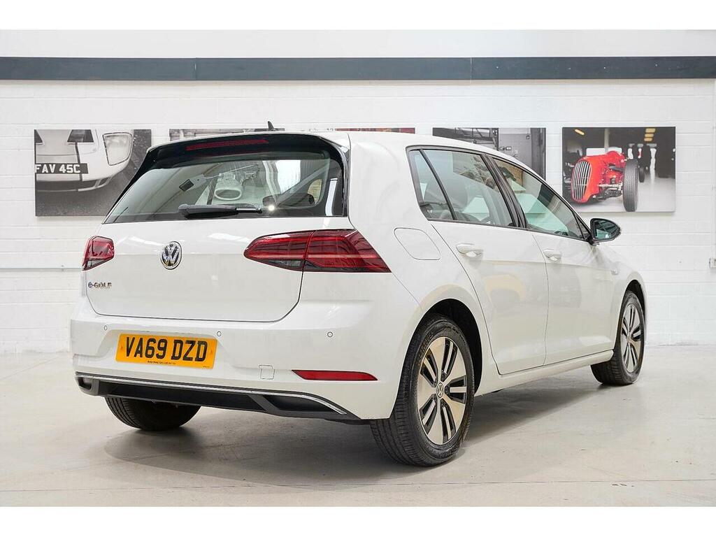 Volkswagen e-Golf 35.8Kwh E-golf White #3