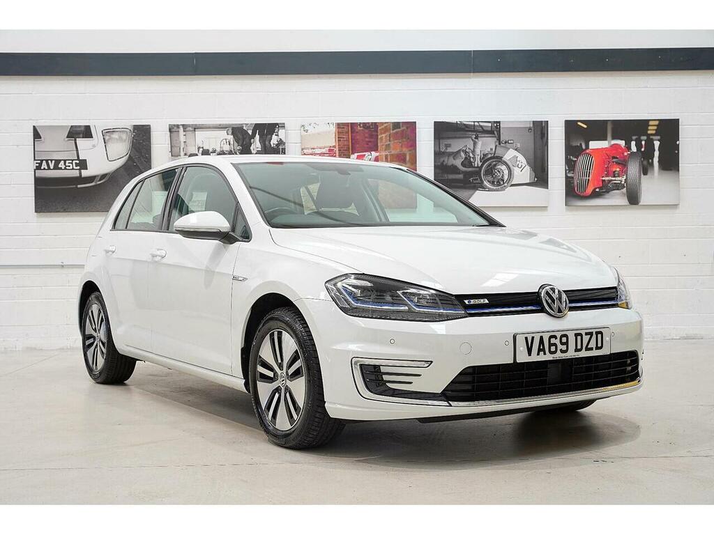Volkswagen e-Golf 35.8Kwh E-golf White