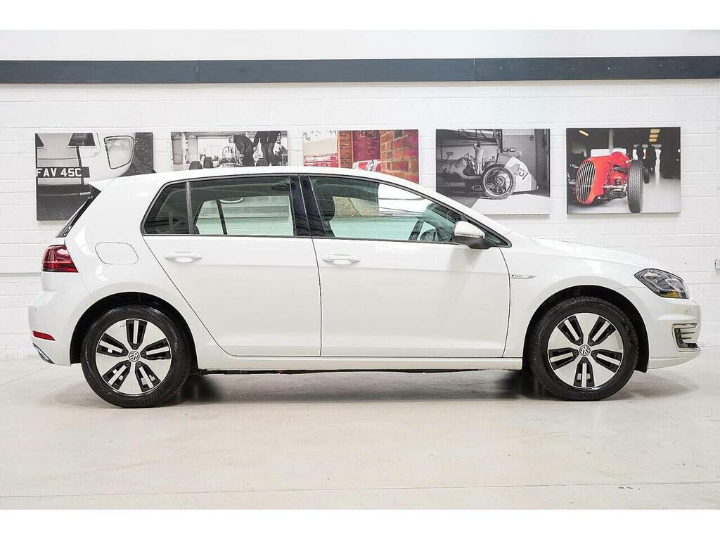 Volkswagen e-Golf 35.8Kwh E-golf White #2