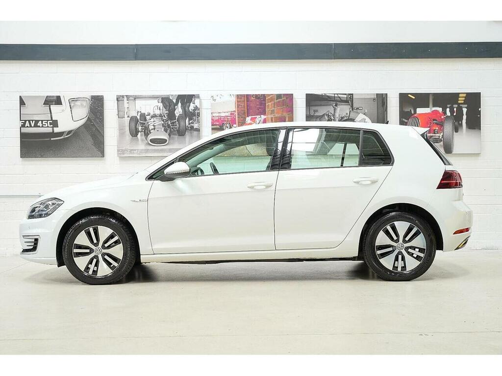 Volkswagen e-Golf 35.8Kwh E-golf White #6