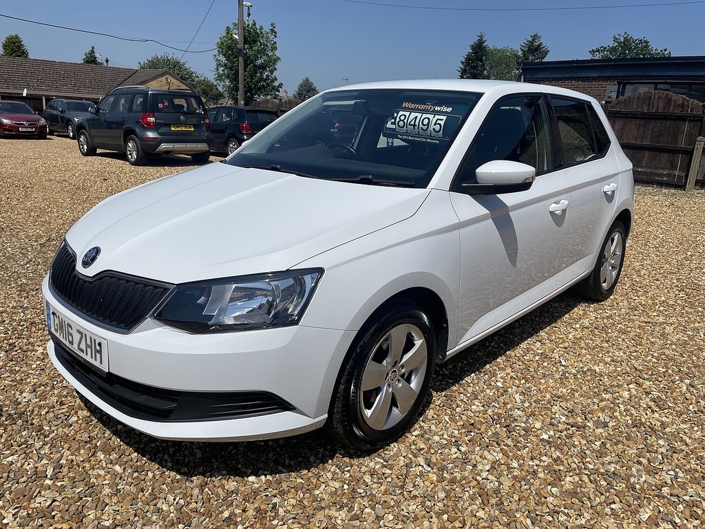 Skoda Fabia Se Tsi White