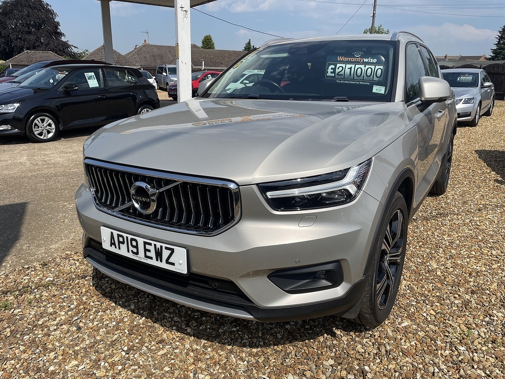 Volvo XC40 D4 Inscription Pro  #2