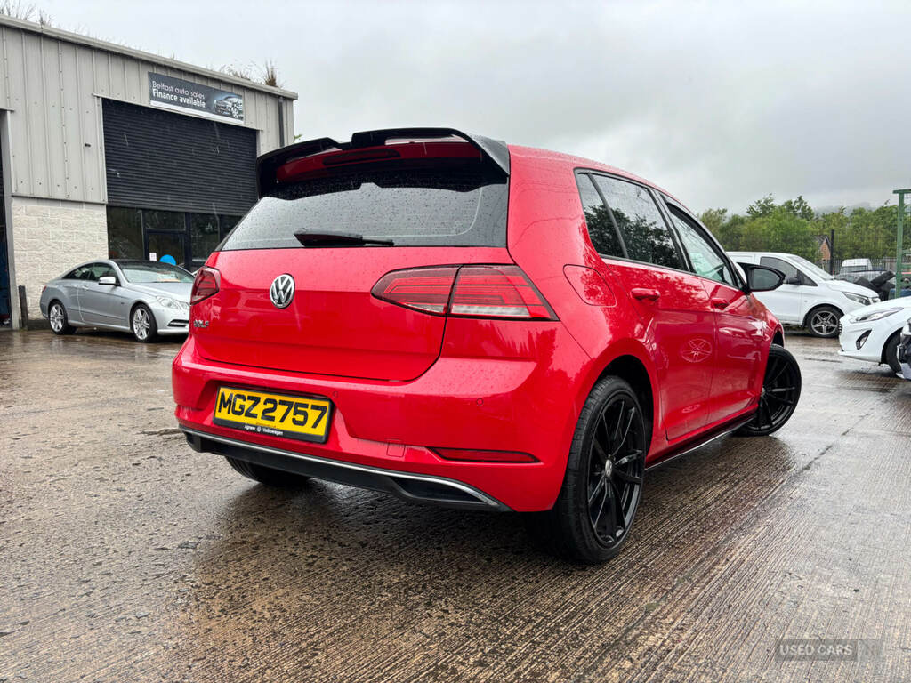 Volkswagen Golf 1.0 Tsi 115 Se Nav Red #2