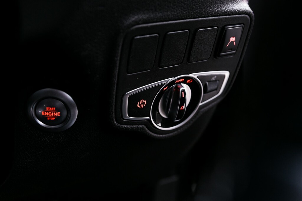 Mercedes-Benz X Class X250 D 4Matic Black #23