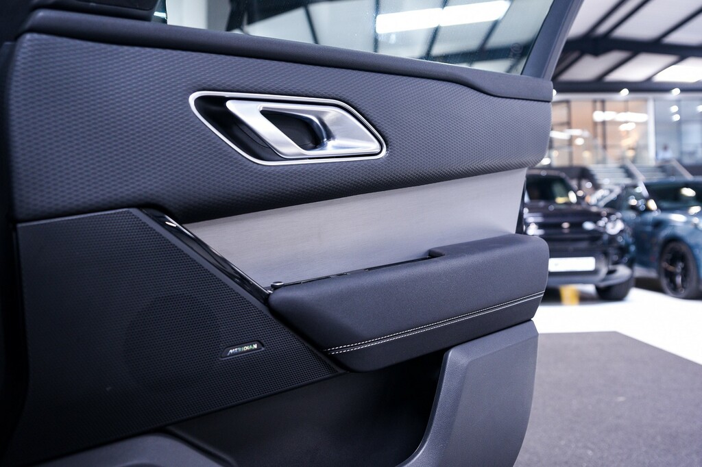 Land Rover Range Rover Velar 2.0 D200 Mhev Dynamic Se Blue #25
