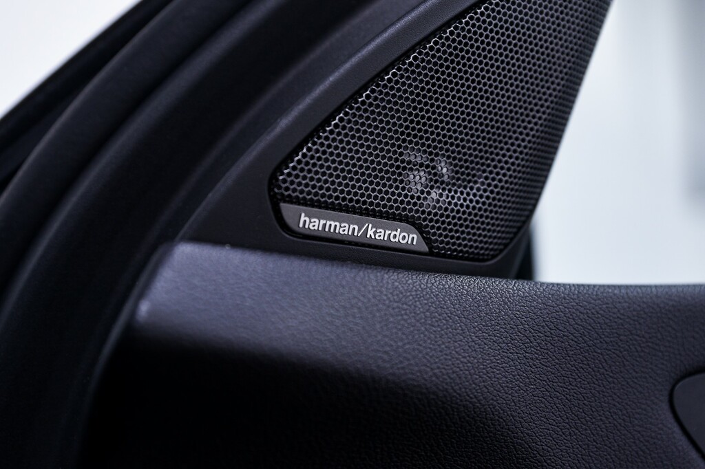 BMW 1 Series 118D M Sport Step Grey #4