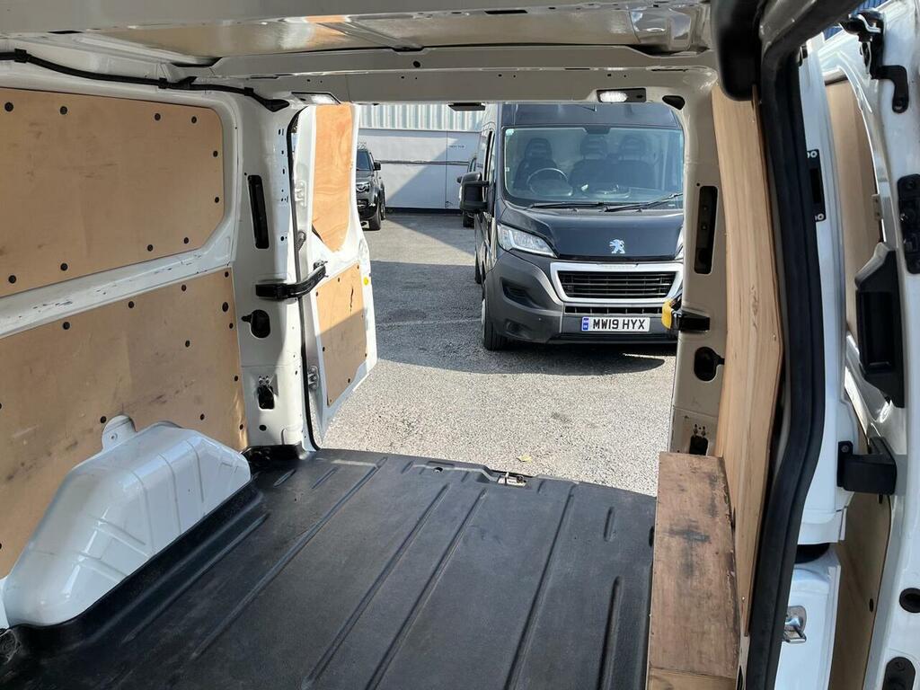 Ford Transit Custom 300 Ecoblue Limited YP71ZKO White #3