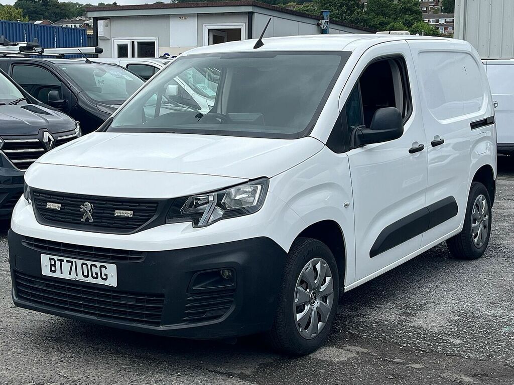 Peugeot Partner Bluehdi 1000 Professional Premium White