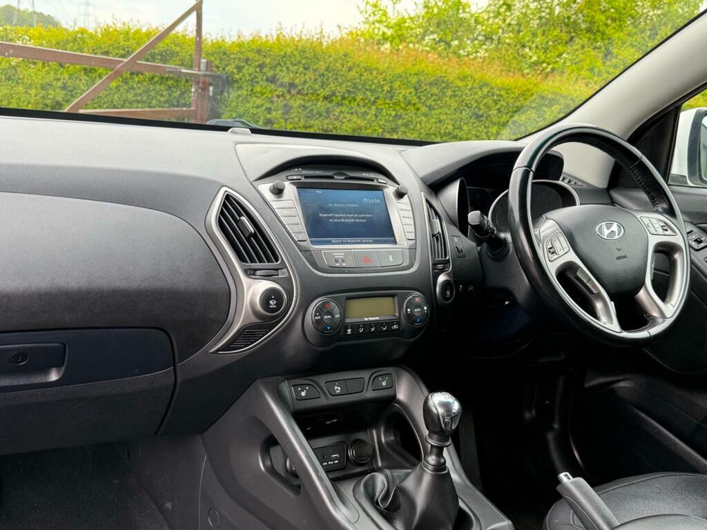 Hyundai Ix35 Crdi Se Nav Black #46