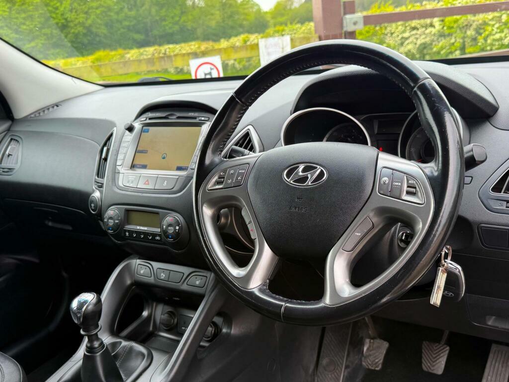 Hyundai Ix35 Crdi Se Nav Black #26