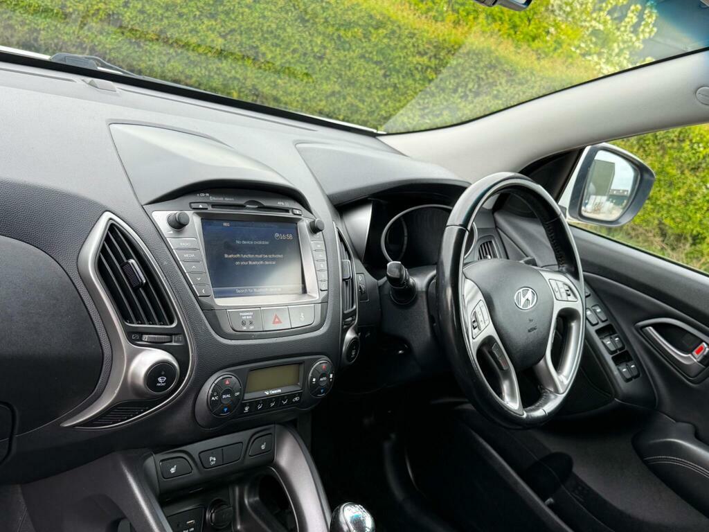 Hyundai Ix35 Crdi Se Nav Black #45