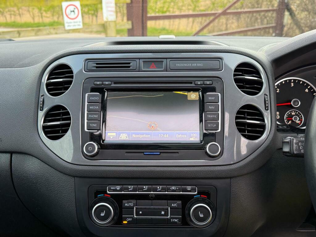 Volkswagen Tiguan 1.4 Tsi Bluemotion Tech Ss White #39