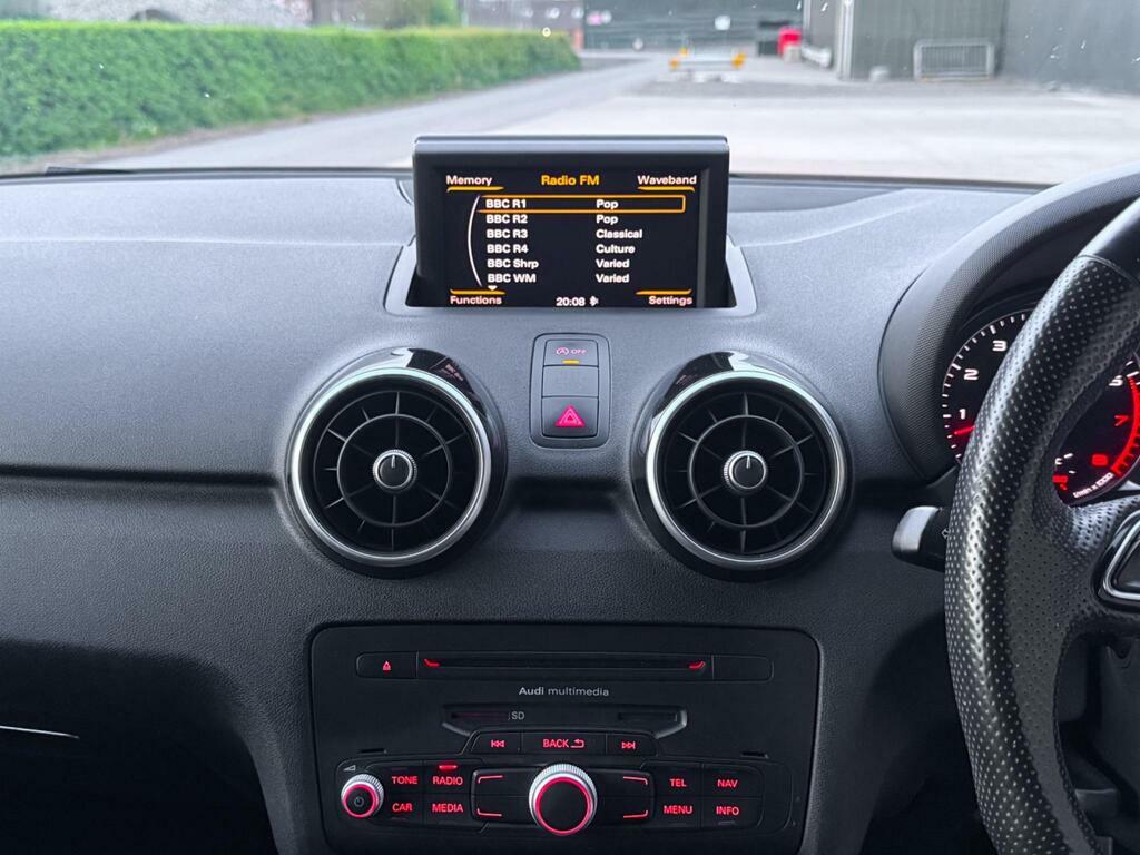 Audi A1 Se White #38