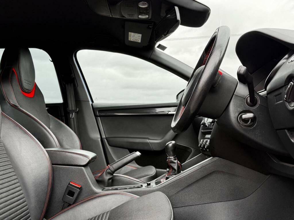 Skoda Octavia Vrs Tdi Black #36