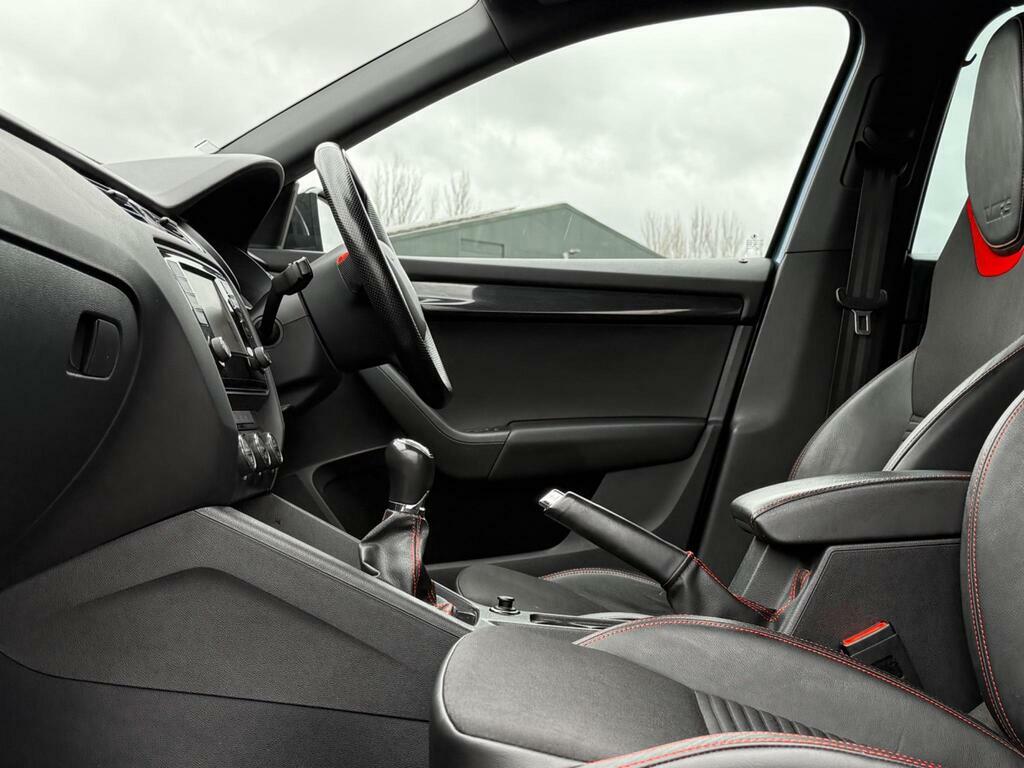 Skoda Octavia Vrs Tdi Black #44