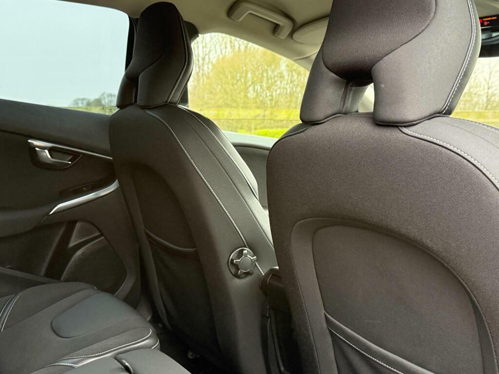Volvo V40 Hatchback Black #59