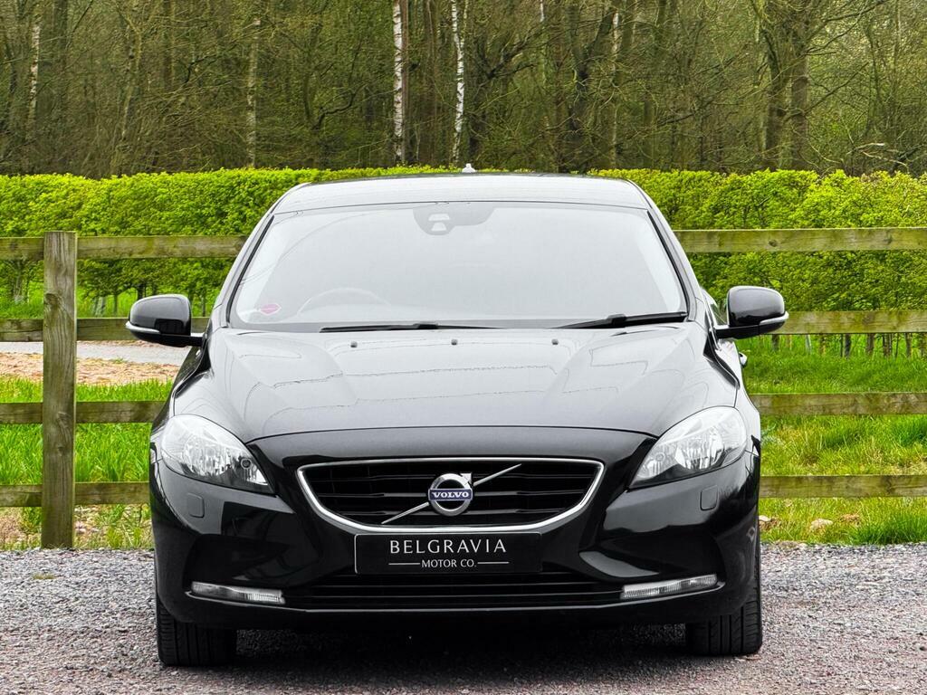 Volvo V40 Hatchback Black #7