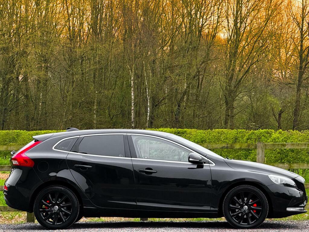 Volvo V40 1.6 D2 Se Nav Euro 5 S S Black #4