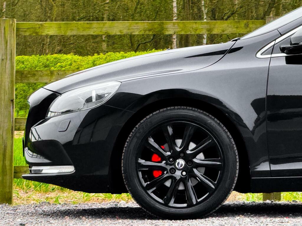 Volvo V40 Hatchback Black #23