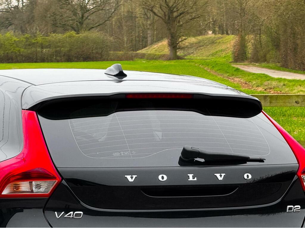 Volvo V40 Hatchback Black #22