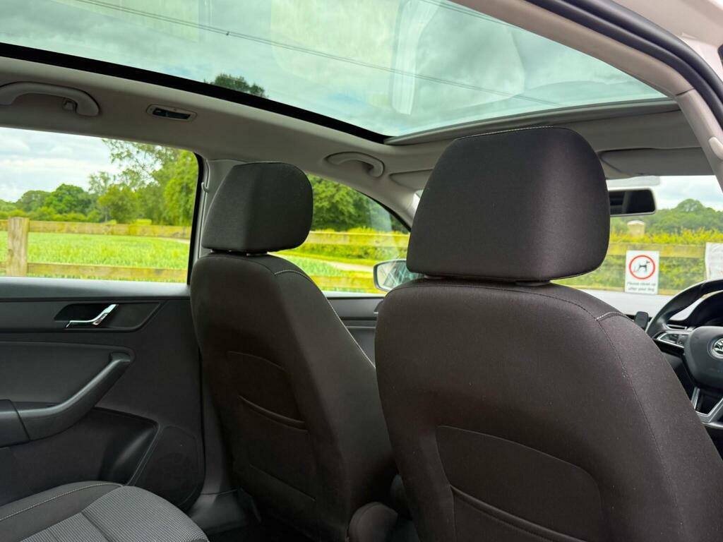 Skoda Rapid Spaceback 1.6 Spaceback Se Sport Greentech Tdi Cr 104 Bhp Green #54
