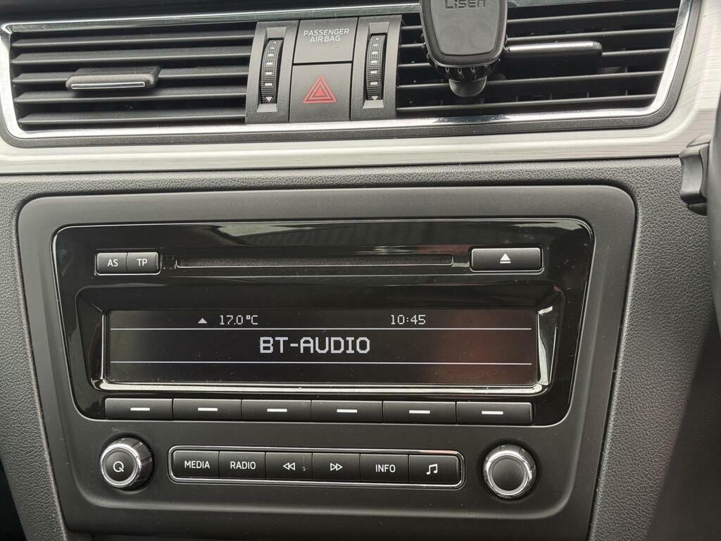 Skoda Rapid Spaceback 1.6 Spaceback Se Sport Greentech Tdi Cr 104 Bhp Green #40